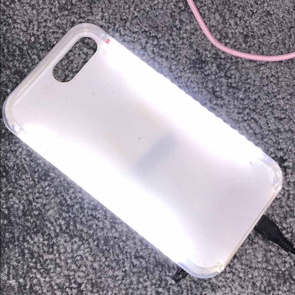 Light up LED iPhone case - Picture 2 of 3